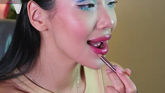 Snapshot of _MIURA_ chatting on January 13, 2025, 4:50 am MIURA online show from January 13, 2025, 4:50 am