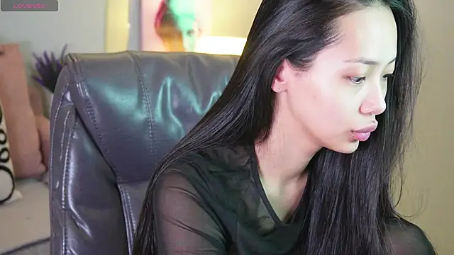 Snapshot of _MIURA_ chatting on February 13, 2025, 1:08 am MIURA online show from February 13, 2025, 1:08 am