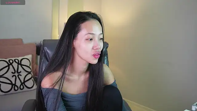 Snapshot of _MIURA_ chatting on February 26, 2025, 6:58 am MIURA online show from February 26, 2025, 6:58 am