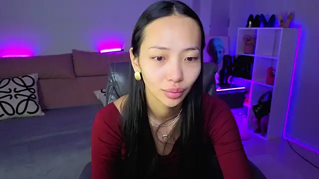 Snapshot of _MIURA_ chatting on November 25, 2025, 1:05 am MIURA online show from November 25, 2025, 1:05 am