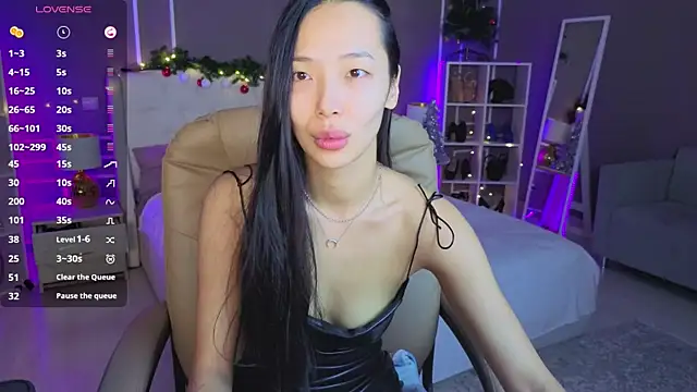  MIURA  online show from January 9, 2026, 12:57 am