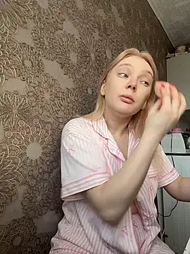 AmmyHot online show from February 13, 2026, 5:14 am