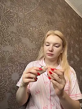 AmmyHot online show from February 17, 2026, 4:09 am