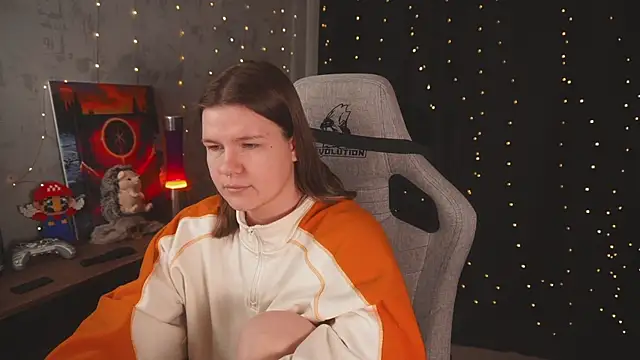 cuteamberlyyy online show from April 17, 2026, 12:57 am