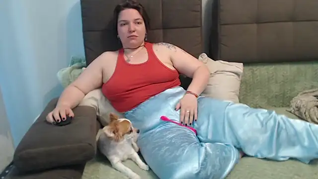 Amelia Kiss  online show from May 8, 2026, 1:55 am