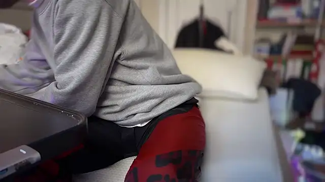 Snapshot of CupidZass chatting on December 21, 2024, 7:16 pm CupidZass online show from December 21, 2024, 7:16 pm