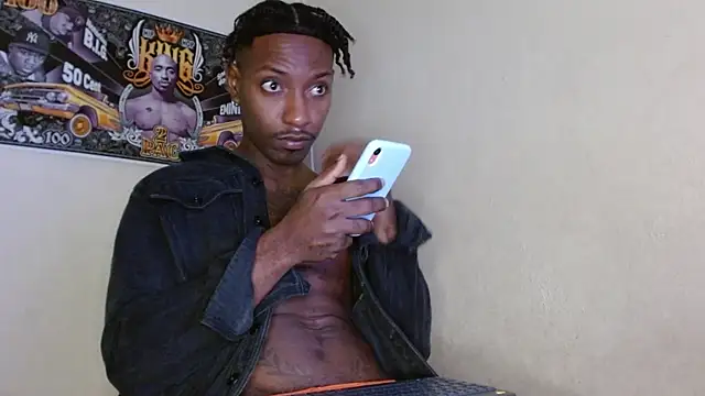 king  Black online show from September 16, 2025, 11:44 am