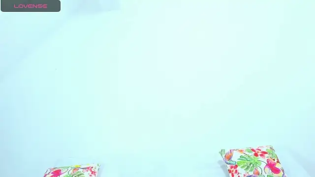 emily-fox online show from December 4, 2024, 2:48 pm