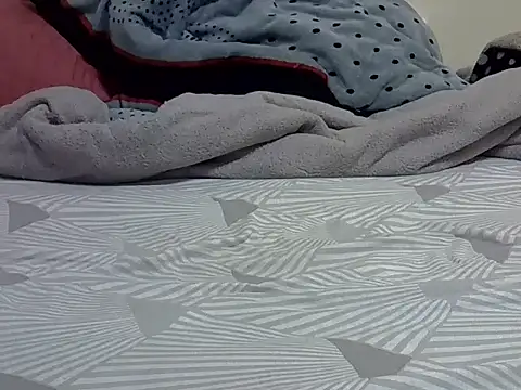 Sonnia  online show from September 21, 2025, 12:01 am