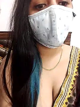 Snapshot of Gloie4u chatting on January 27, 2025, 10:06 pm Gloie4u online show from January 27, 2025, 10:06 pm