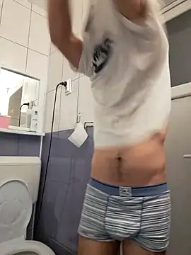 hornny1995 online show from September 28, 2025, 4:12 pm