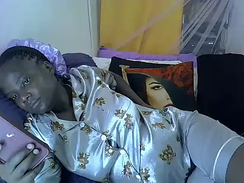 Sweetreena online show from May 27, 2026, 3:31 pm