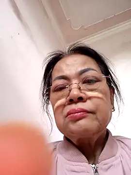 Hotestlove online show from March 19, 2025, 8:55 am