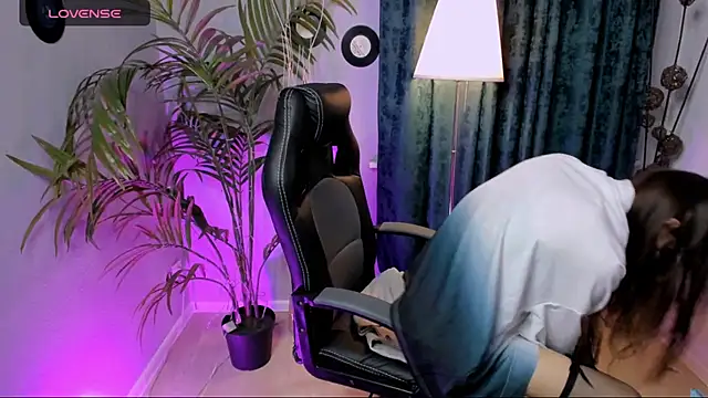 Snapshot of Will_Will_ chatting on October 25, 2025, 7:05 am Will Will online show from October 25, 2025, 7:05 am