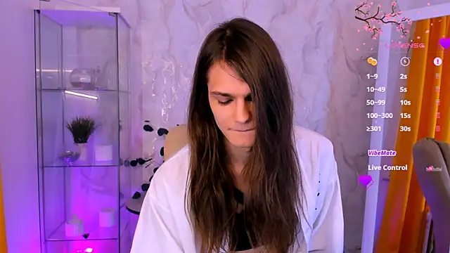 Snapshot of Will_Will_ chatting on November 4, 2025, 2:05 pm Will Will online show from November 4, 2025, 2:05 pm