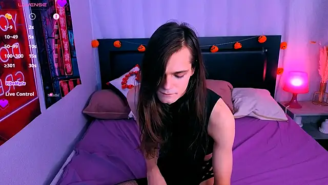 Snapshot of Will_Will_ chatting on November 11, 2025, 2:06 pm Will Will online show from November 11, 2025, 2:06 pm