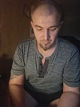 Foxyshaved online show from October 6, 2025, 4:54 am