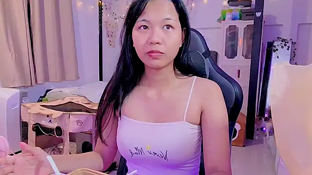 Snapshot of Kana_G chatting on March 11, 2025, 3:56 pm Kana G online show from March 11, 2025, 3:56 pm