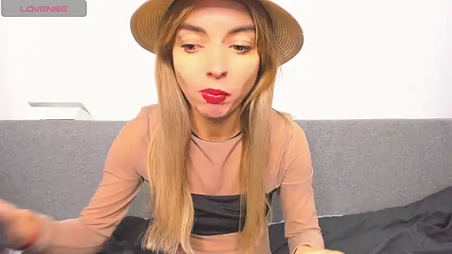  ellen meow  online show from December 1, 2024, 11:47 pm