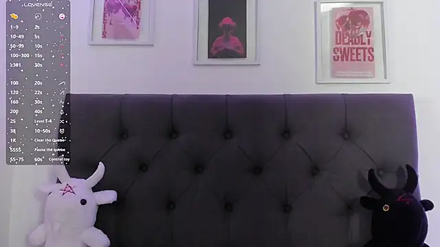 Snapshot of IsadoraGalle_ chatting on February 22, 2026, 9:46 pm IsadoraGalle online show from February 22, 2026, 9:46 pm