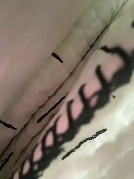 slimcateee online show from March 15, 2026, 5:46 am