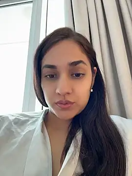 Snapshot of CuteeRose chatting on July 23, 2026, 6:44 am CuteeRose online show from July 23, 2026, 6:44 am