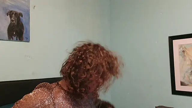 Prxscillia Tx online show from December 15, 2025, 6:23 pm