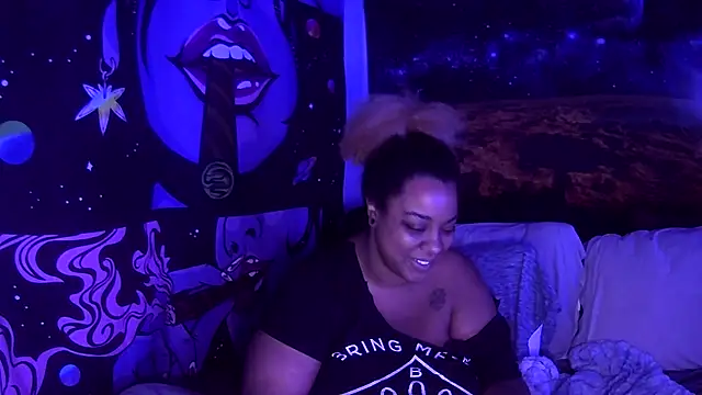 AutumnHart online show from December 13, 2024, 1:55 pm