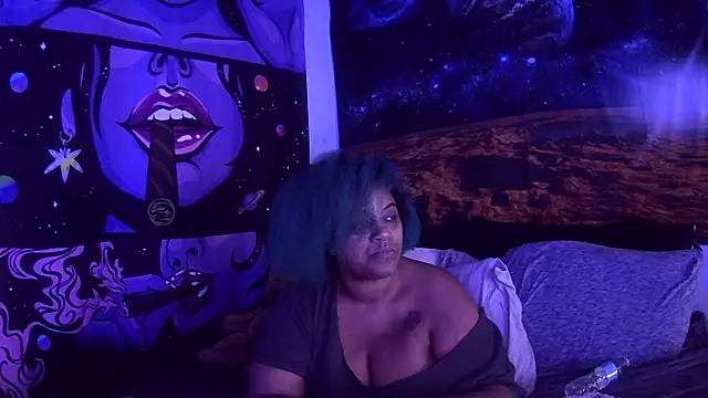 AutumnHart online show from December 23, 2024, 1:35 pm