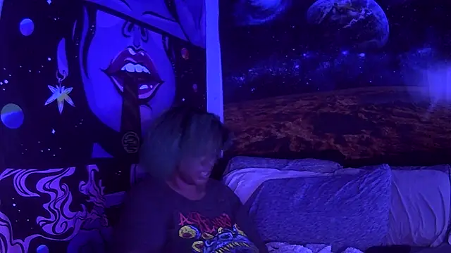 AutumnHart online show from February 2, 2025, 5:48 pm