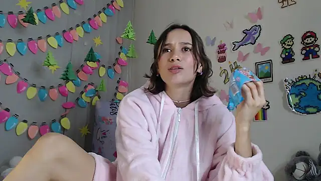 reaLISStic online show from December 16, 2024, 11:39 pm