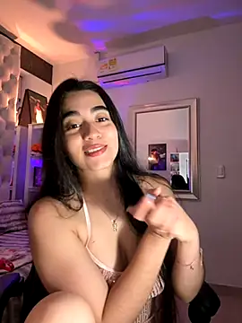 ZarahEvans online show from September 15, 2025, 7:03 pm