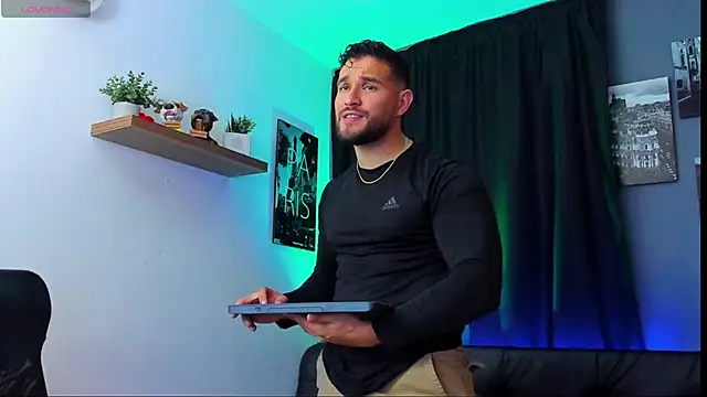 AndrewDiaz online show from March 22, 2025, 7:47 am