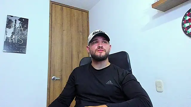 AndrewDiaz online show from September 28, 2025, 6:52 am