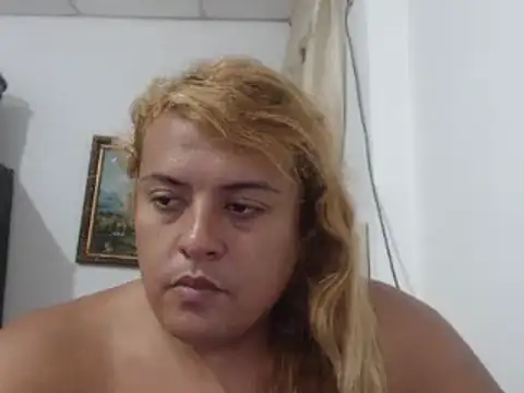 KIARAMARSHALLWELLZ online show from January 3, 2025, 4:44 am