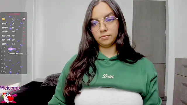 Valery7rose  online show from September 29, 2025, 8:46 pm