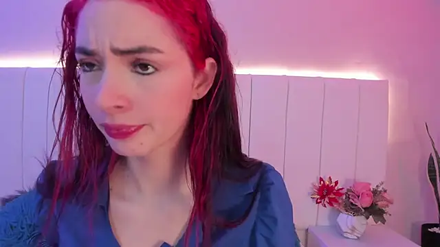 CAMILLEN PETTID online show from November 5, 2025, 10:21 pm