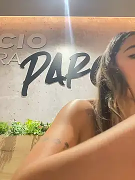 Snapshot of Emilia_Bakerr chatting on December 4, 2024, 6:28 pm Emilia Bakerr online show from December 4, 2024, 6:28 pm