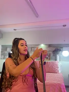 Snapshot of Emilia_Bakerr chatting on January 12, 2025, 6:16 pm Emilia Bakerr online show from January 12, 2025, 6:16 pm