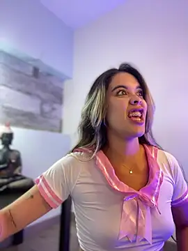 Snapshot of Emilia_Bakerr chatting on February 17, 2025, 9:08 pm Emilia Bakerr online show from February 17, 2025, 9:08 pm