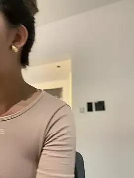 Snapshot of Emilia_Bakerr chatting on March 3, 2025, 6:12 pm Emilia Bakerr online show from March 3, 2025, 6:12 pm