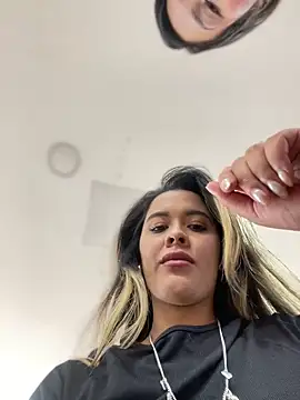 Snapshot of Emilia_Bakerr chatting on March 20, 2025, 6:31 pm Emilia Bakerr online show from March 20, 2025, 6:31 pm