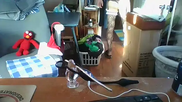 Snapshot of Daremeknot chatting on December 14, 2024, 7:14 pm Daremeknot online show from December 14, 2024, 7:14 pm