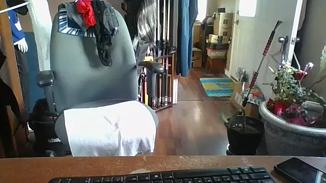 Snapshot of Daremeknot chatting on March 19, 2025, 2:13 pm Daremeknot online show from March 19, 2025, 2:13 pm