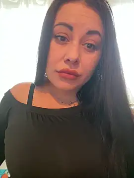 DaisyStreet online show from February 15, 2026, 11:52 am