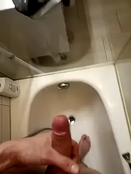 victortt online show from November 21, 2025, 6:06 pm