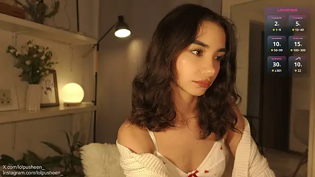 JulietteDee online show from November 20, 2025, 10:31 pm