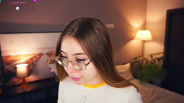 Snapshot of BanemAcard chatting on December 16, 2024, 4:45 am BanemAcard online show from December 16, 2024, 4:45 am