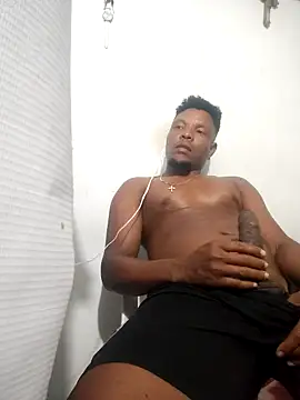 hugo3918  online show from January 9, 2026, 2:47 am