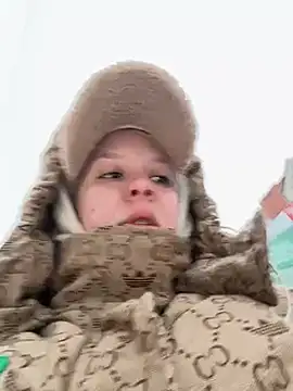 LikaCat online show from January 4, 2025, 3:29 am